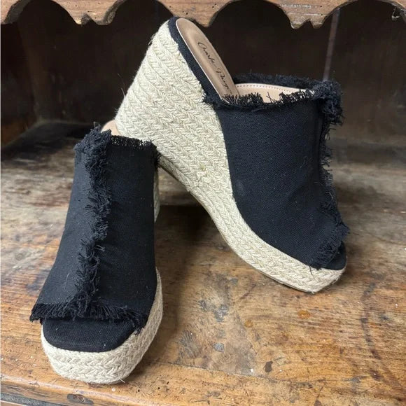 CHARLIE PAIGE ESPADRILLE WEDGE