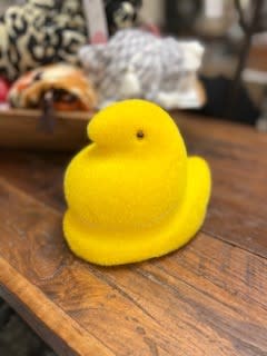 180 DEGREES 6" YELLOW PEEPS FLOCKED