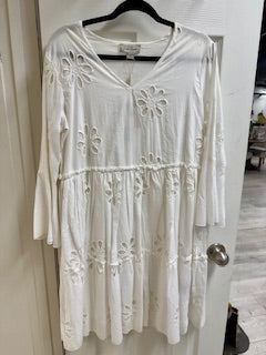 Charlie Paige White Flower Dress MEDIUM