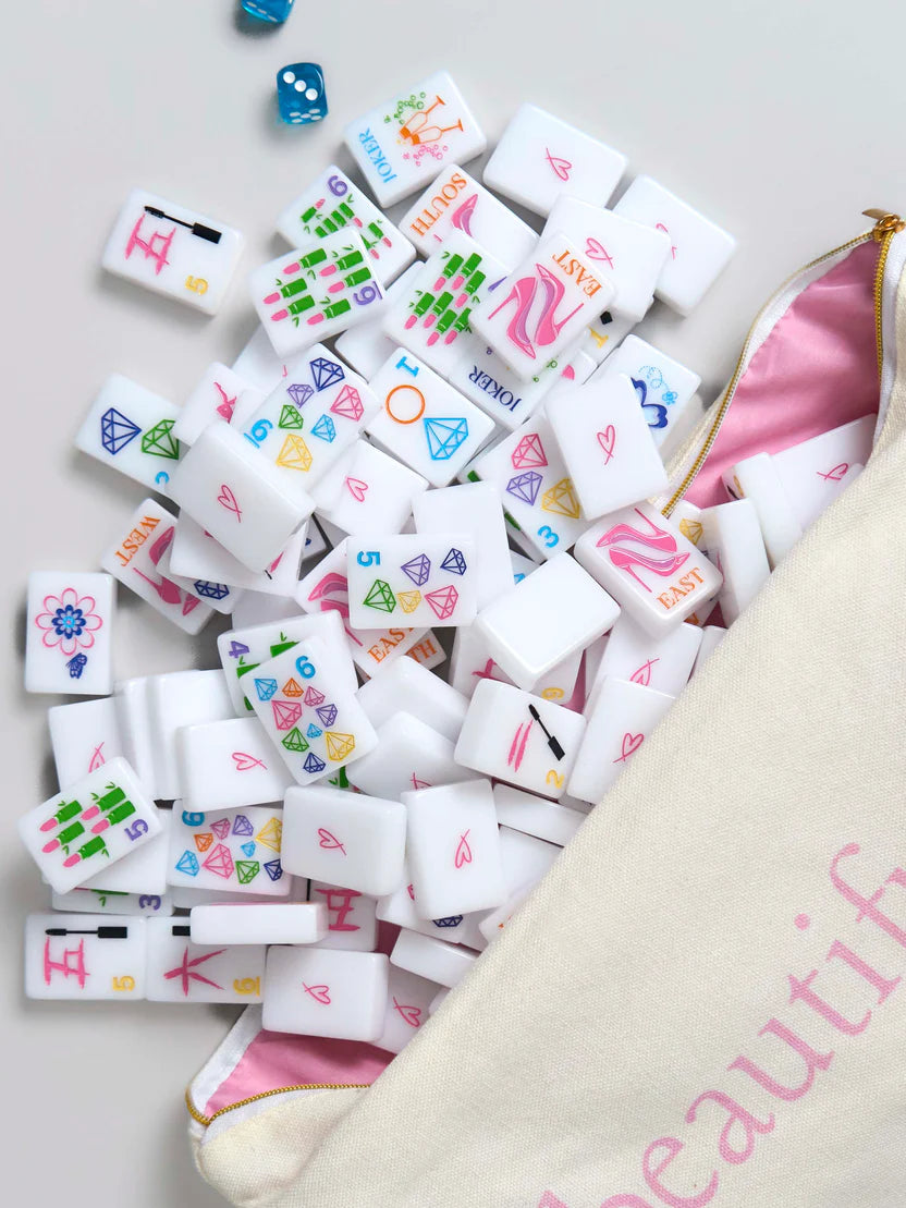 A Beautiful Line Mahjong Tile Set